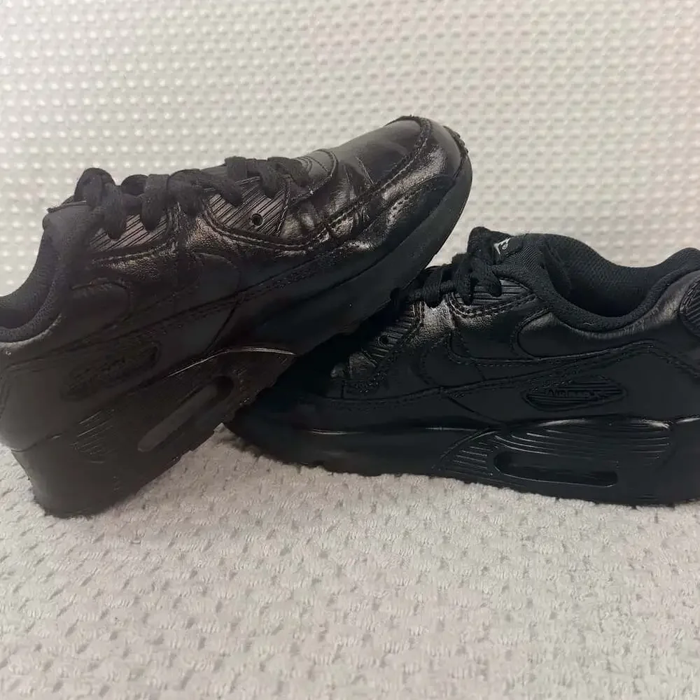 Nike Air Max 90 Triple Black Kids Shoes